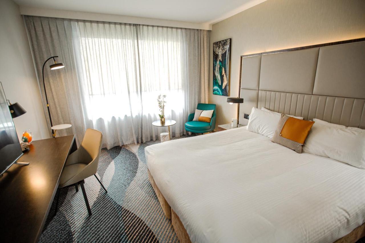 Executive King Room
